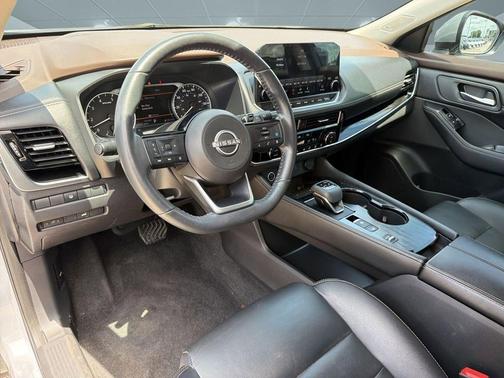Boulder Gray Pearl 2022 Nissan Rogue SL