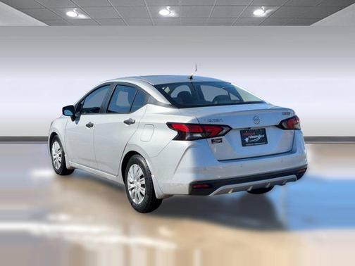 2020 Nissan Versa 1.6 S