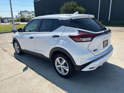 2021 Nissan Kicks S
