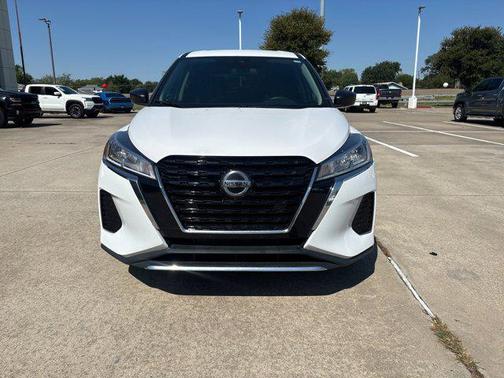2021 Nissan Kicks S
