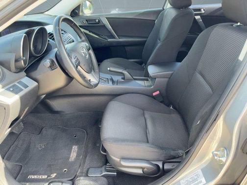 2012 Mazda Mazda3 i Touring