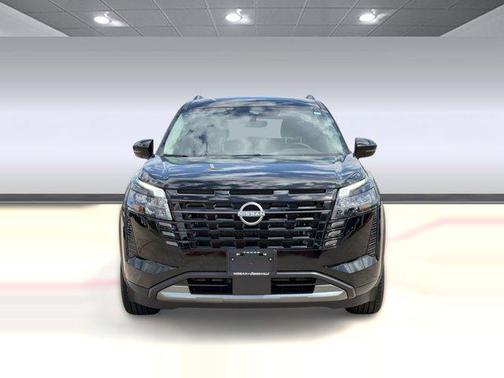 Super Black 2026 Nissan Pathfinder SL