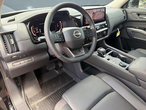 Super Black 2026 Nissan Pathfinder SL