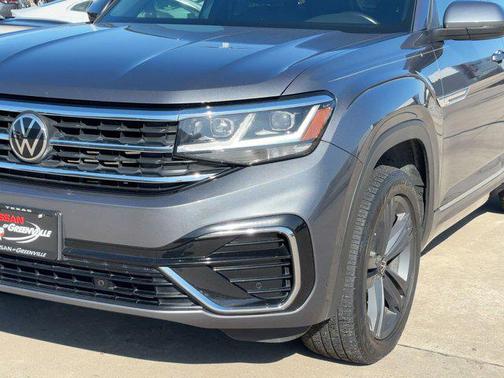 2020 Volkswagen Atlas Cross Sport 3.6L V6 SE w/Technology R-Line