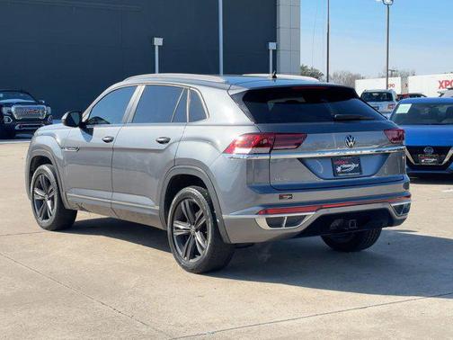 2020 Volkswagen Atlas Cross Sport 3.6L V6 SE w/Technology R-Line
