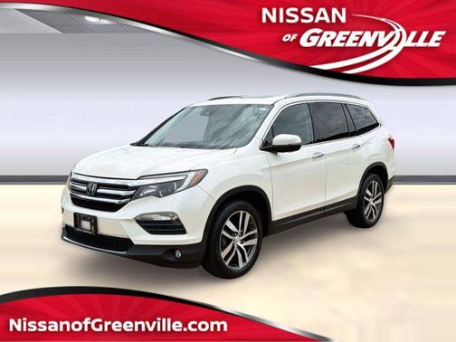 White 2016 Honda Pilot Elite