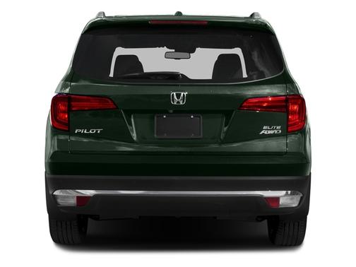 White 2016 Honda Pilot Elite