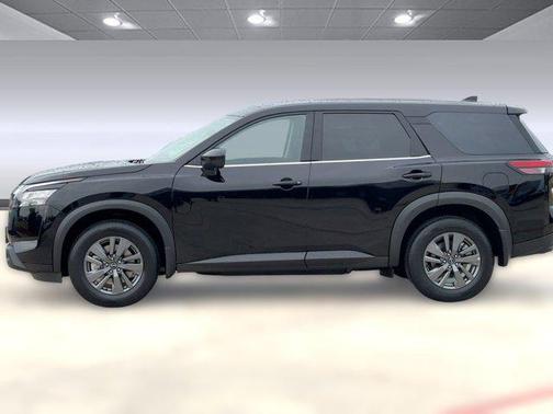 2025 Nissan Pathfinder S FWD