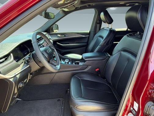 Velvet Red Pearlcoat 2024 Jeep Grand Cherokee Limited