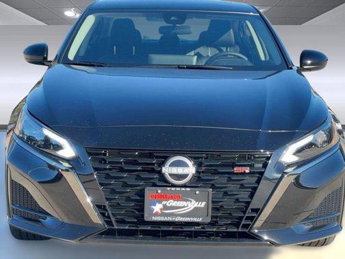 2025 Nissan Altima SR FWD