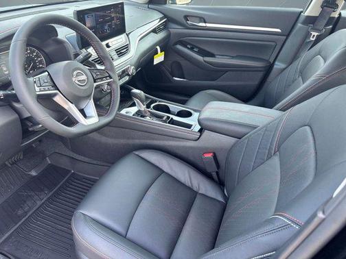2025 Nissan Altima SR FWD