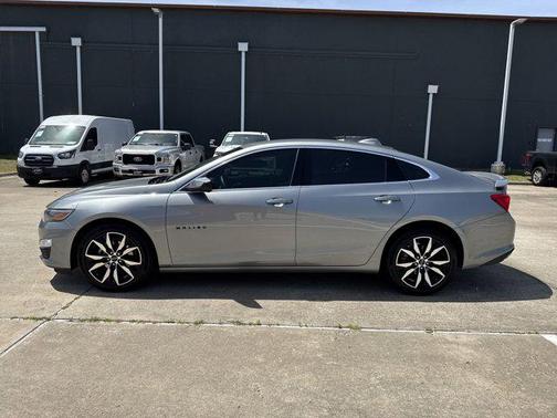 2024 Chevrolet Malibu FWD RS