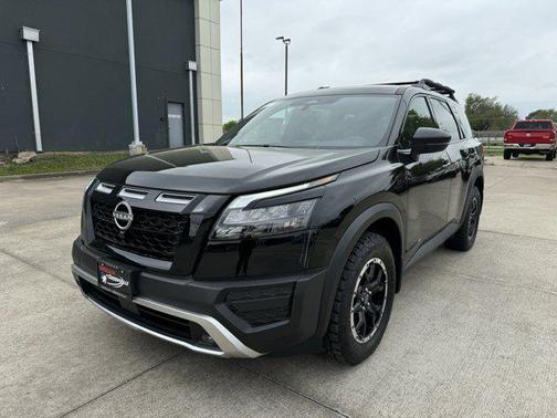 2025 Nissan Pathfinder Rock Creek 4WD