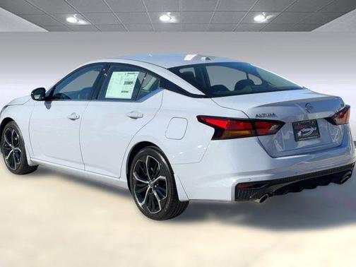2025 Nissan Altima SR AWD