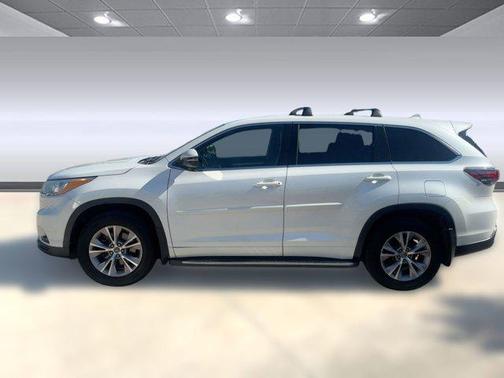 2016 Toyota Highlander LE Plus