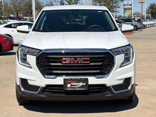 Summit White 2024 GMC Terrain SLE