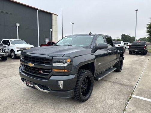 2017 Chevrolet Silverado 1500 2LT
