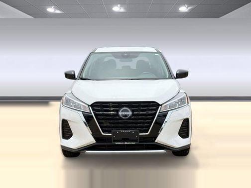 Fresh Powder 2025 Nissan Kicks S