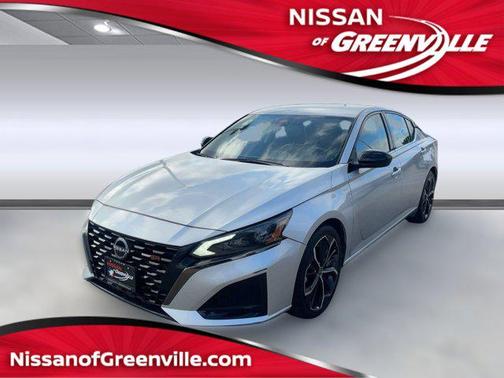2023 Nissan Altima SR FWD