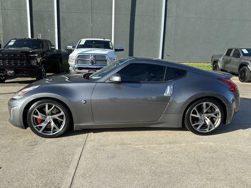 2017 Nissan 370Z Base