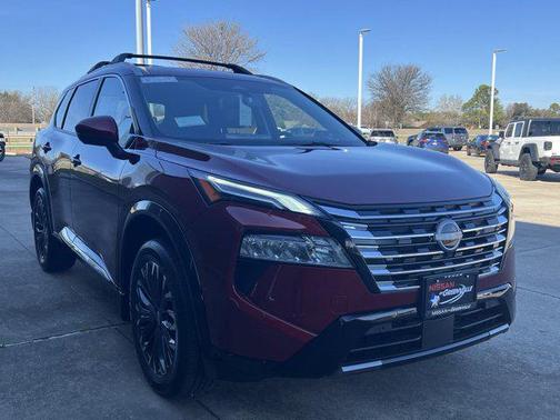 2025 Nissan Rogue Platinum