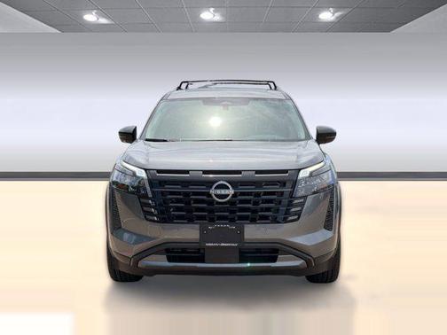Gun Metallic 2026 Nissan Pathfinder Platinum