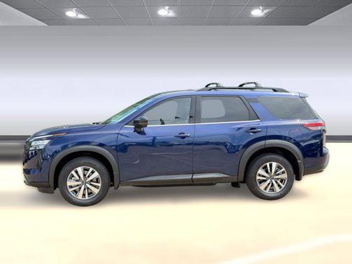 Deep Ocean Blue Pearl 2026 Nissan Pathfinder SL