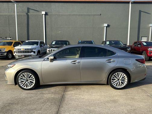 2016 Lexus ES 350 Base