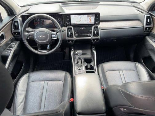 Wolf Gray 2022 Kia Sorento S