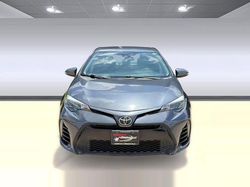 Gray 2017 Toyota Corolla SE