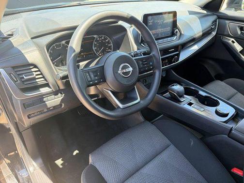 Super Black 2024 Nissan Rogue SV