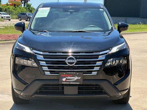 Super Black 2024 Nissan Rogue SV