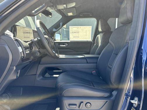 2025 Nissan Armada SL 2WD