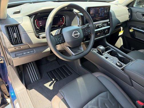 Deep Ocean Blue Pearl 2026 Nissan Pathfinder Platinum