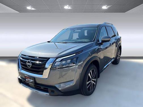 2025 Nissan Pathfinder Platinum FWD