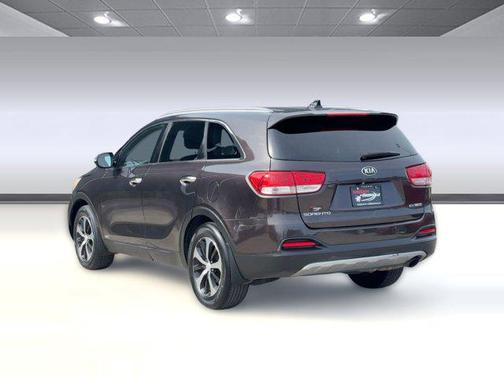 2016 Kia Sorento EX