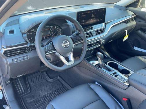 2025 Nissan Altima SR AWD