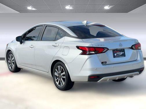 2021 Nissan Versa 1.6 SV