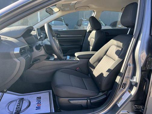 2025 Nissan Altima S FWD