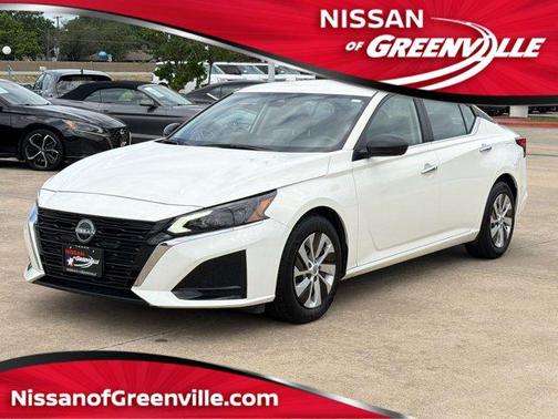 Glacier White 2025 Nissan Altima S FWD