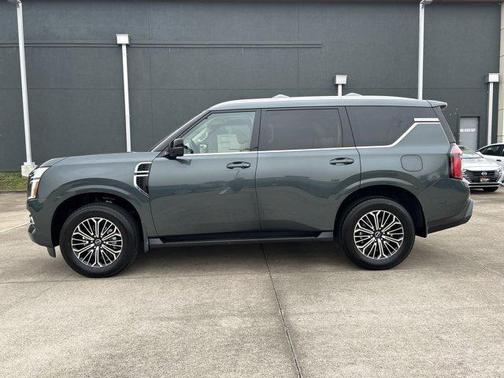 2025 Nissan Armada Platinum 2WD