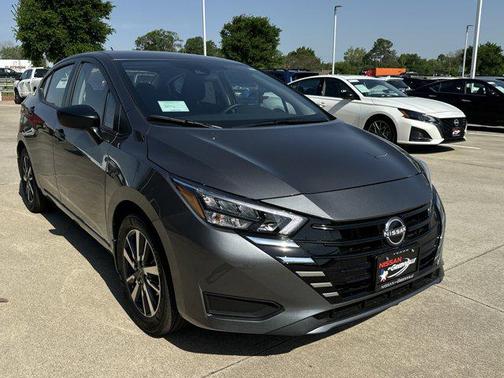 2025 Nissan Versa 1.6 S