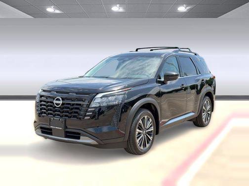 Super Black 2026 Nissan Pathfinder Platinum