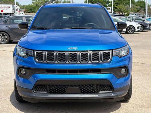 Hydro Blue Pearlcoat 2024 Jeep Compass Latitude