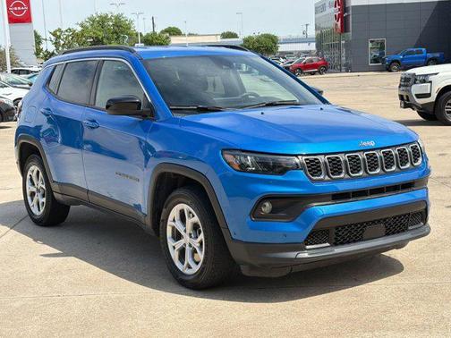 Hydro Blue Pearlcoat 2024 Jeep Compass Latitude