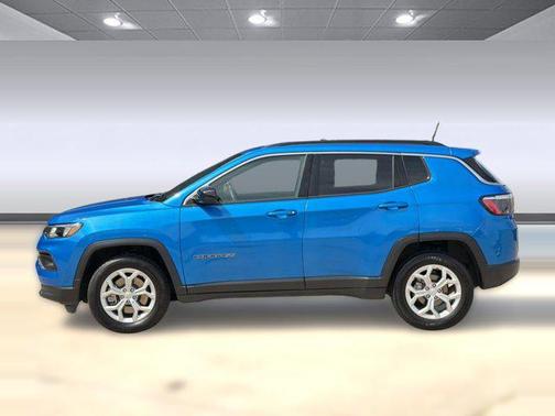Hydro Blue Pearlcoat 2024 Jeep Compass Latitude