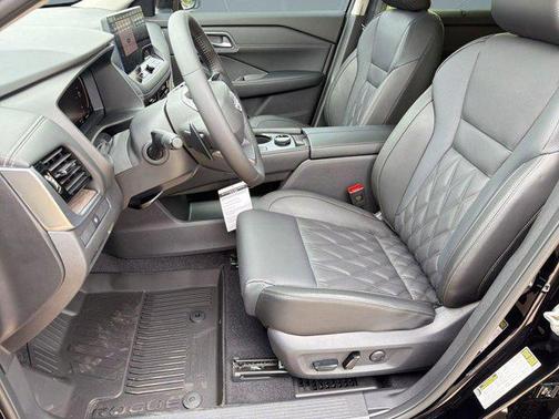 Super Black 2026 Nissan Rogue Platinum