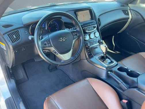 2013 Hyundai Genesis Coupe 3.8 Grand Touring