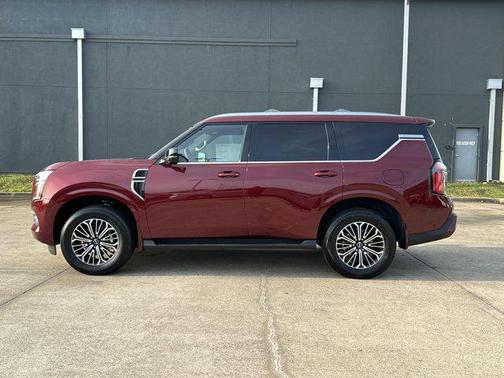 2025 Nissan Armada Platinum 2WD
