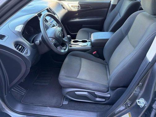 2020 Nissan Pathfinder S 2WD